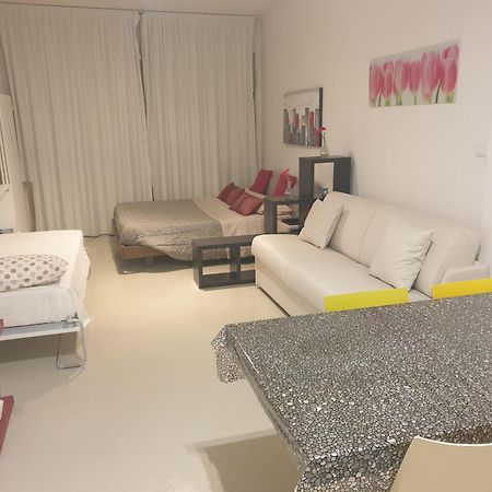 Apartamento Monolocale Via Rasponi Rávena Exterior foto